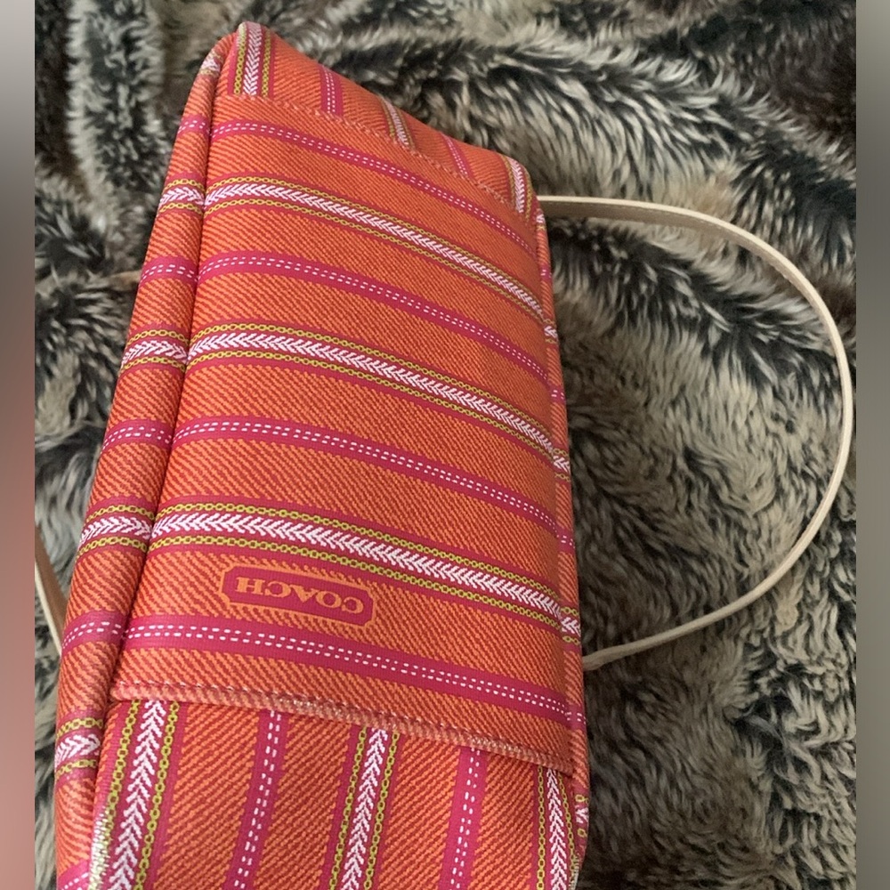 Coach Vibrant Colored Leather With Charm Shoulder/Crossbody Bag - Picture 7 of 15